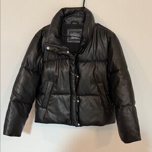 Levi's Black Quilted Puffer Jacket